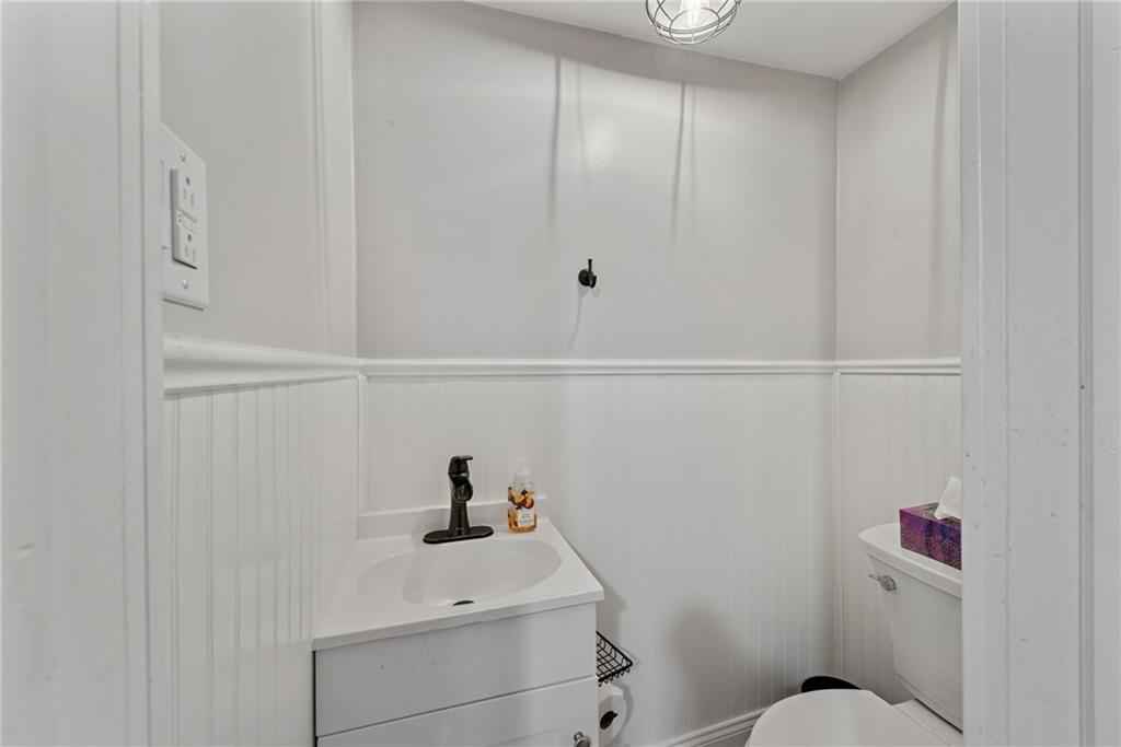 422 Decatur Avenue Pittsburgh, PA 15221 - Photo 25 of 35 Gallery Image 25