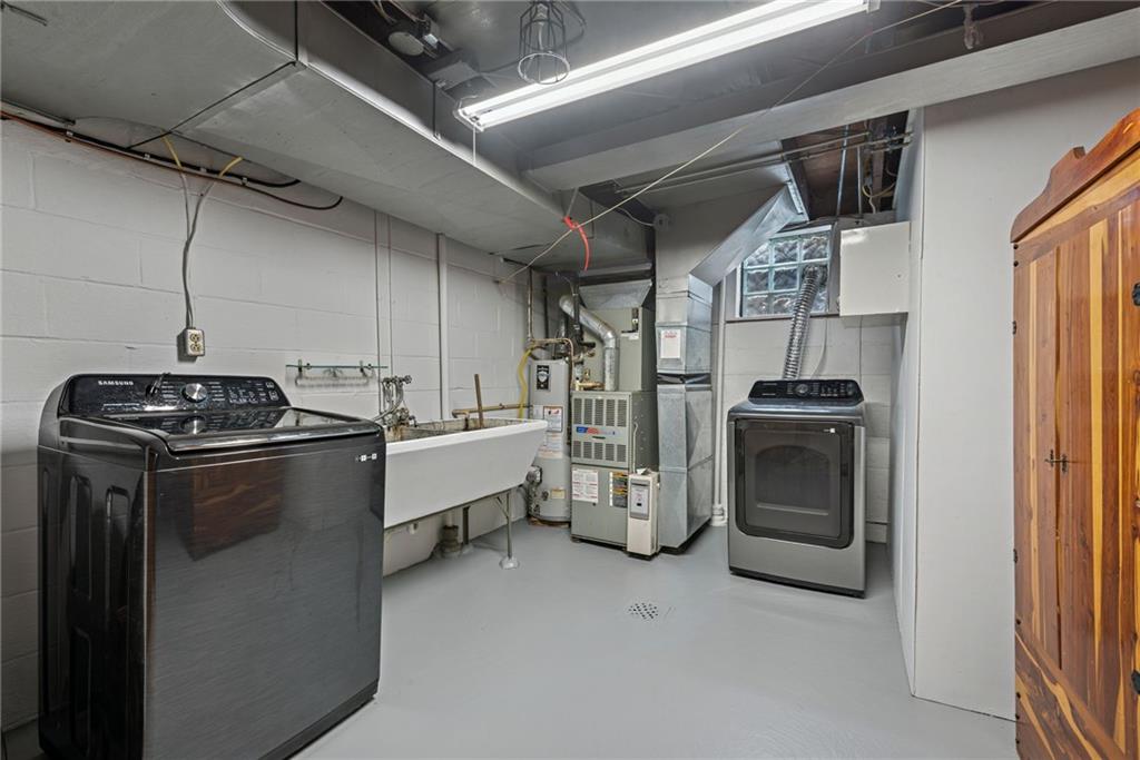 422 Decatur Avenue Pittsburgh, PA 15221 - Photo 26 of 35 Gallery Image 26