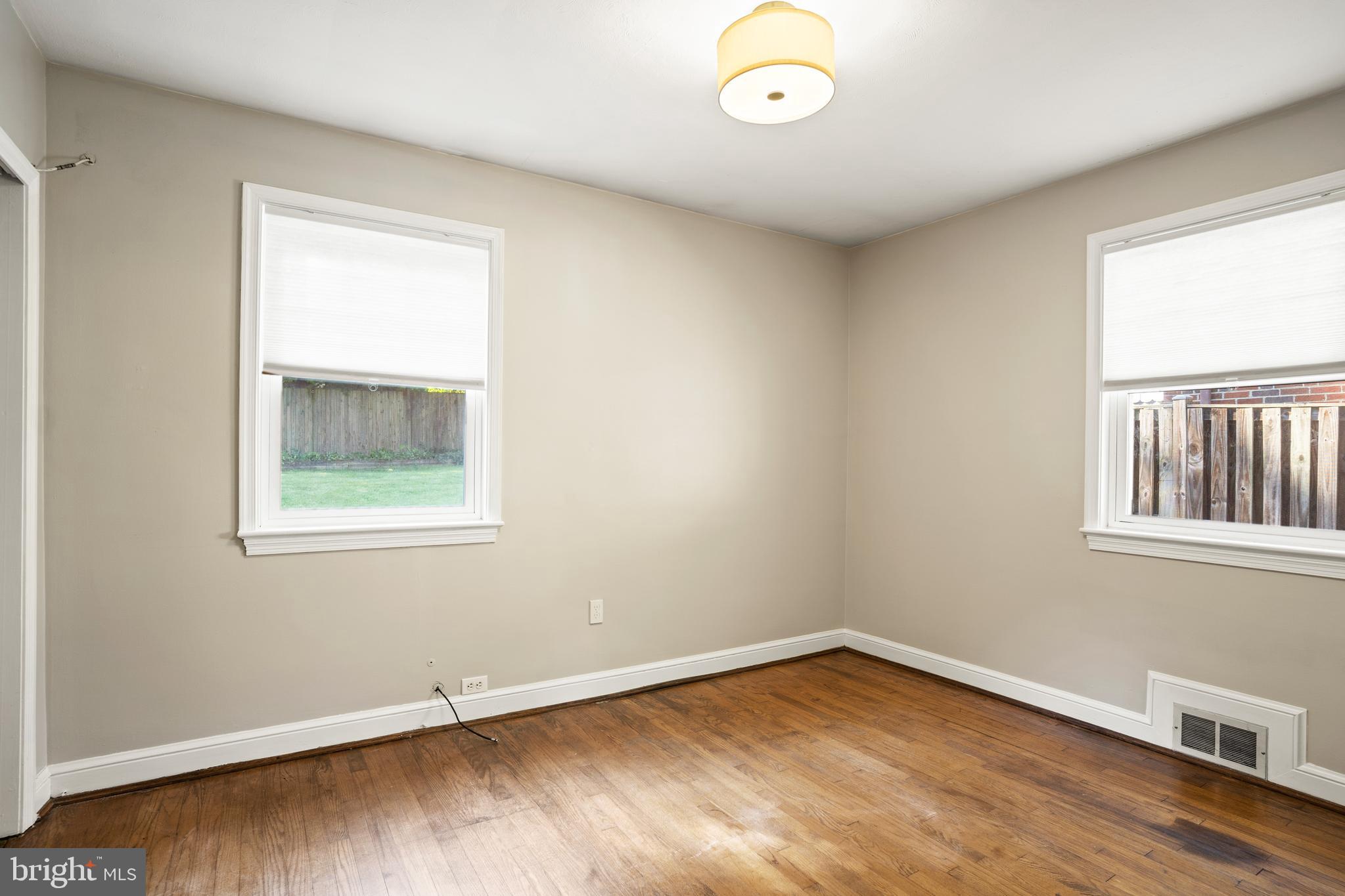 9910 Markham Street Silver Spring, MD 20901 - Photo 17 of 23