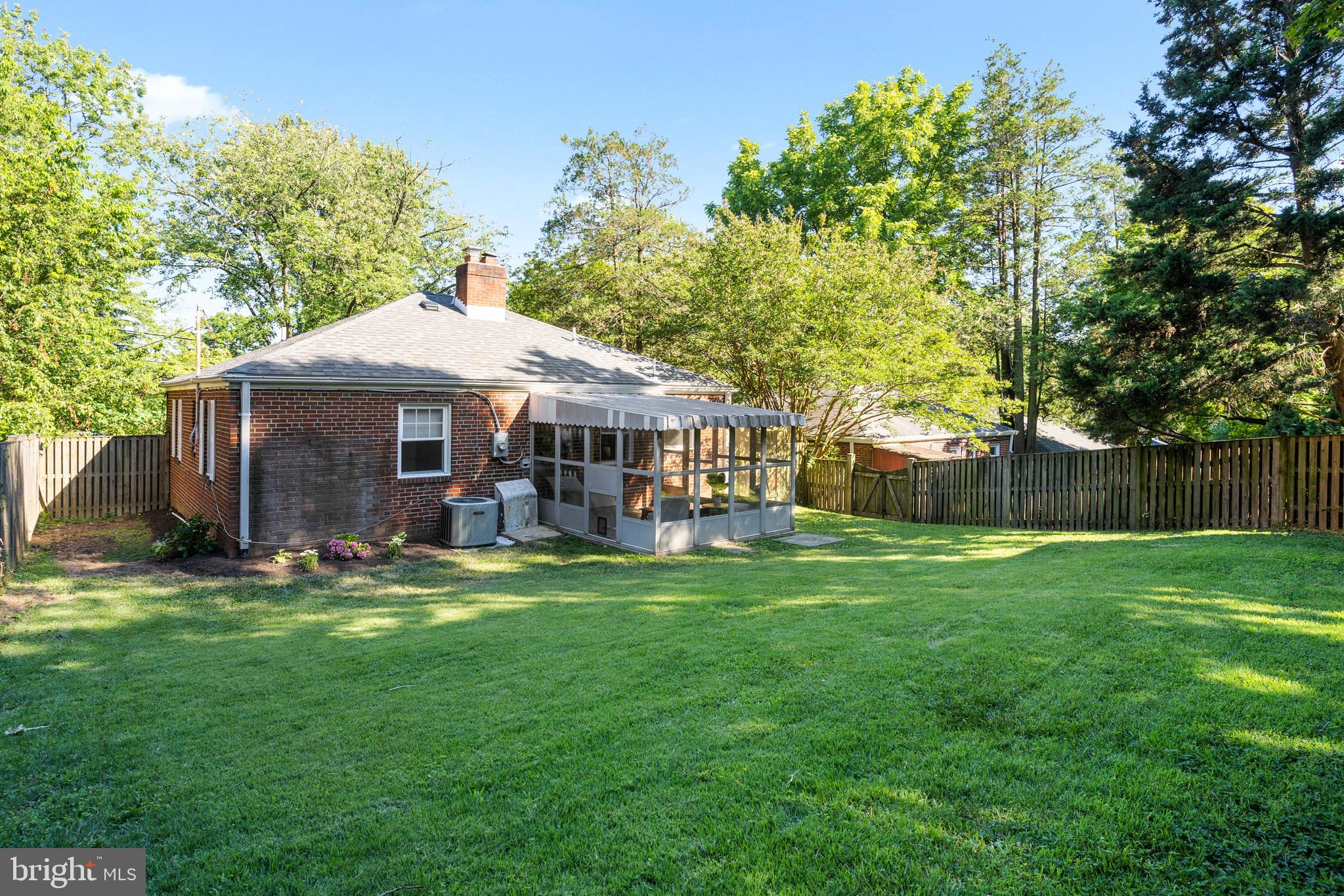 9910 Markham Street Silver Spring, MD 20901 - Photo 21 of 23