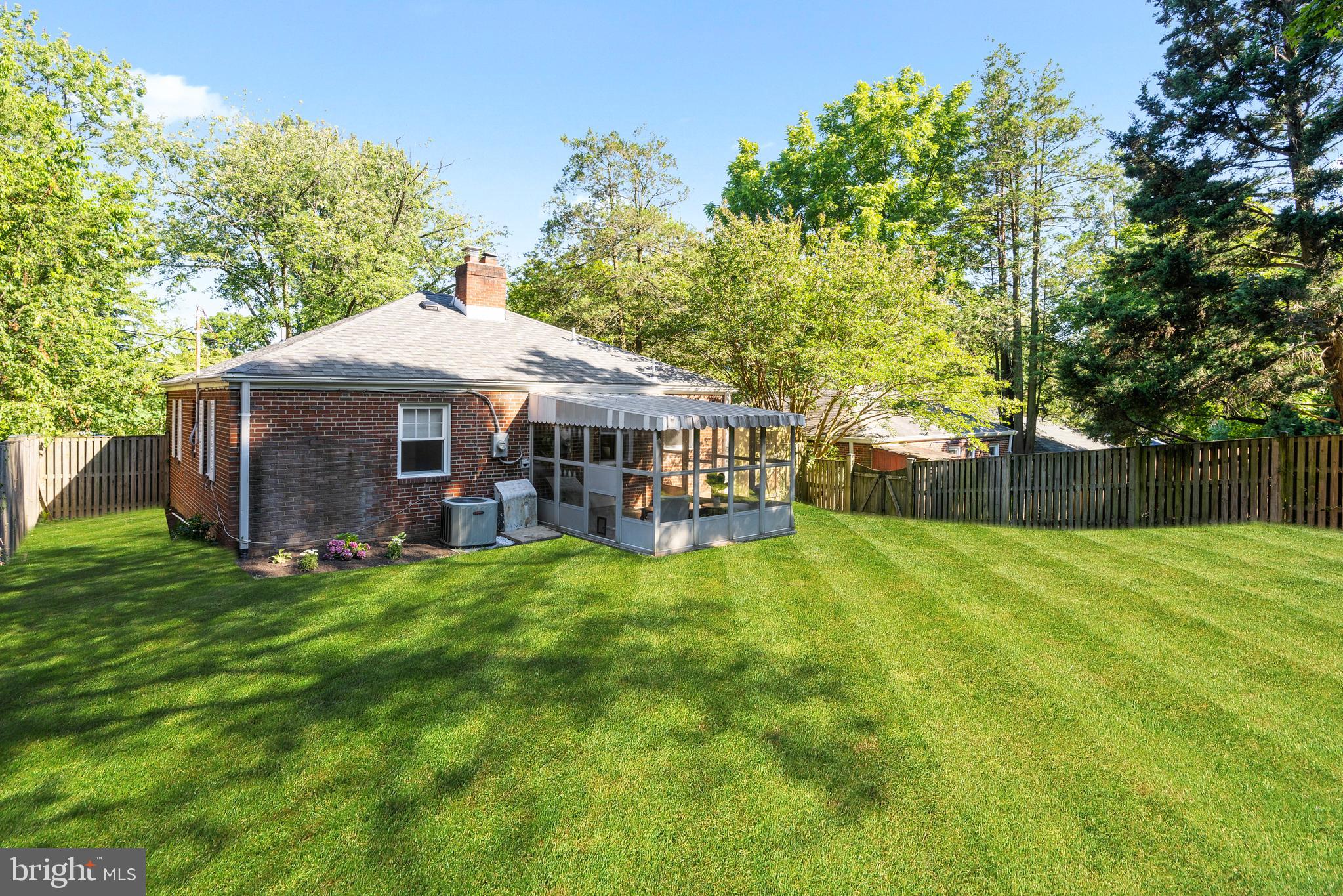 9910 Markham Street Silver Spring, MD 20901 - Photo 22 of 23