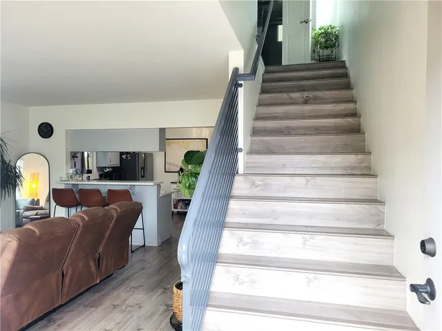 $4,650 | 211 13th Street, Seal Beach, CA 90740