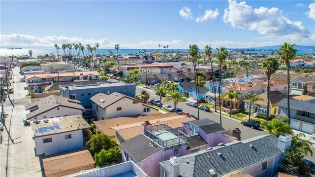 $4,650 | 211 13th Street, Seal Beach, CA 90740