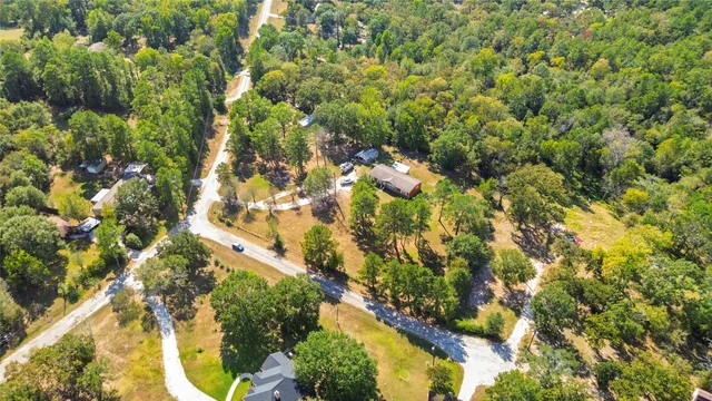 $316,000 | 77 Twin Creek Drive, Huntsville, TX 77320