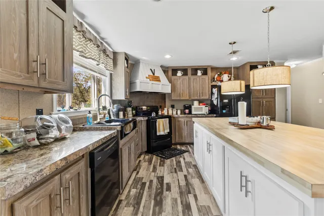 $316,000 | 77 Twin Creek Drive, Huntsville, TX 77320