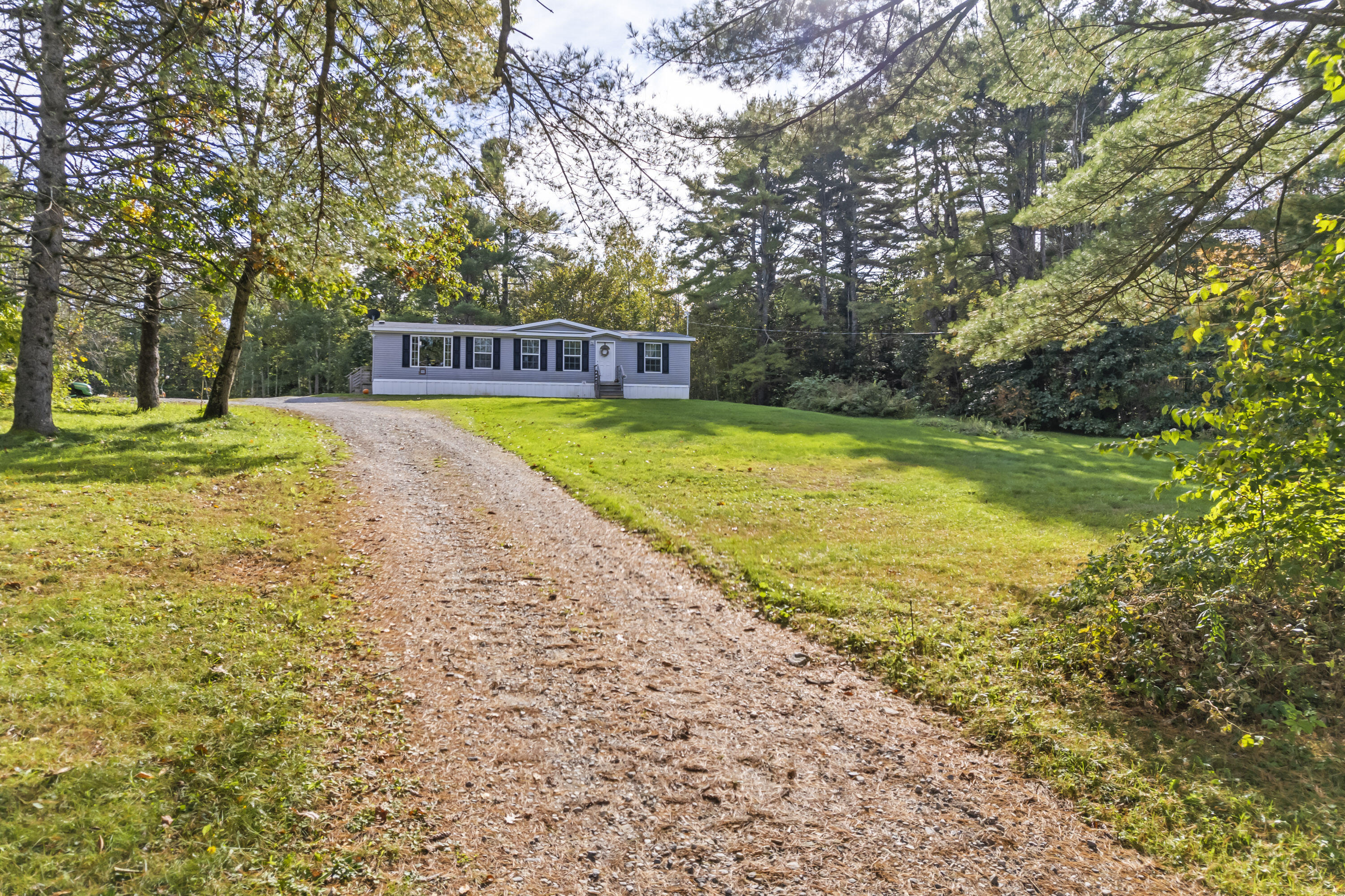 260 Genthner Road Waldoboro, ME 04572 - Photo 5 of 41 260 Genthner Rd_105