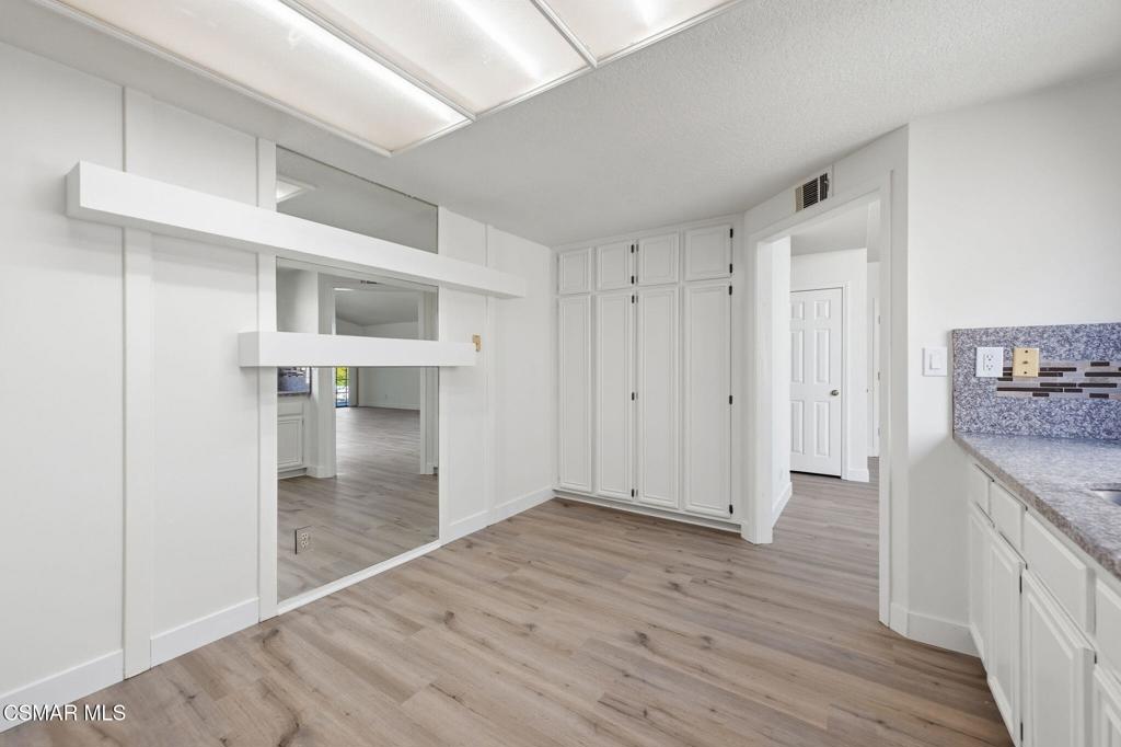 802 Congressional Road Simi Valley, CA 93065 - Photo 10 of 37