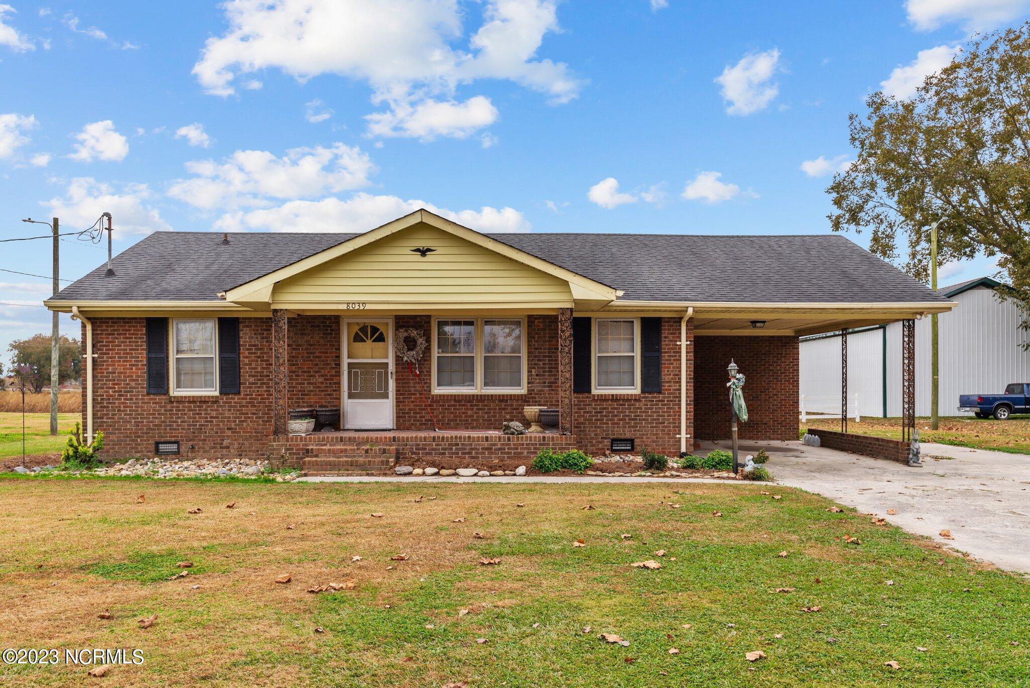 8039 Stantonsburg Road Farmville, NC 27828 - Photo 2 of 33 Front