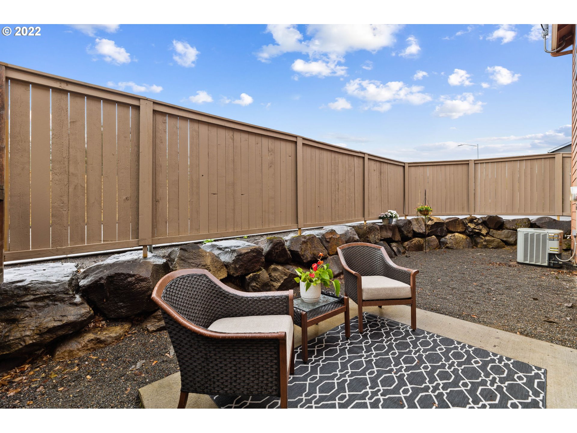 3301 Northwest 47th Drive Camas, WA 98607 - Photo 28 of 32 a room with furniture and a rug