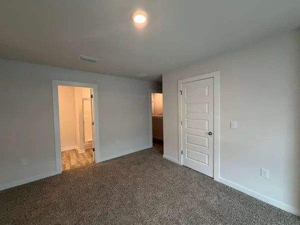 $2,100 | 47 South Main Deck Drive, Freeport, FL 32439