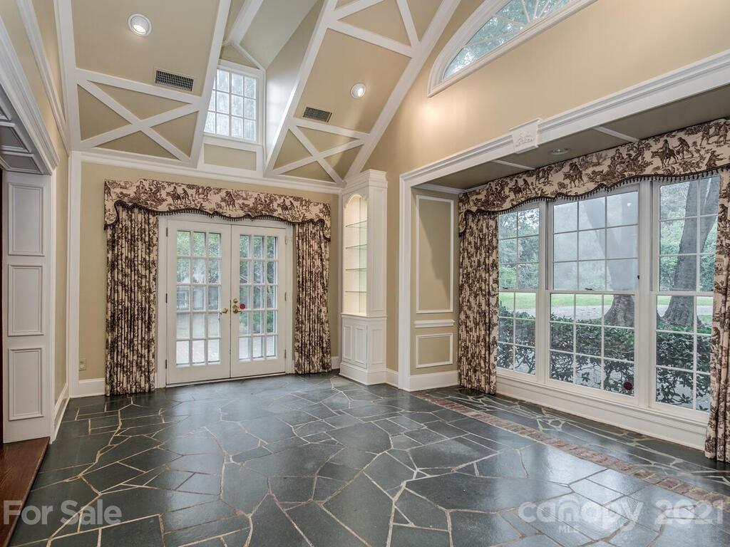 2930 Wickersham Road Charlotte, NC 28211 - Photo 10 of 25 a view of an empty room with windows