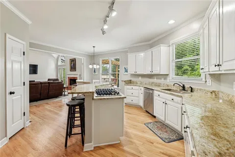 $795,000 | 11070 Pennbrooke Crossing, Johns Creek, GA 30097