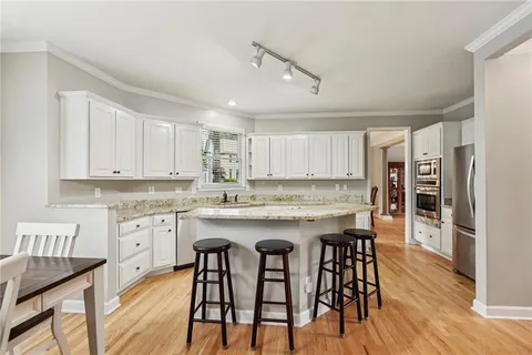 $795,000 | 11070 Pennbrooke Crossing, Johns Creek, GA 30097
