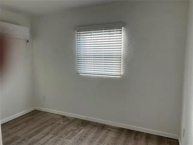 $1,500 | 21828 Virginia Drive, Astor, FL 32102