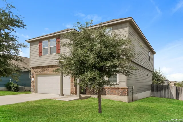 $1,800 | 251 Antler Bend, San Antonio, TX 78253