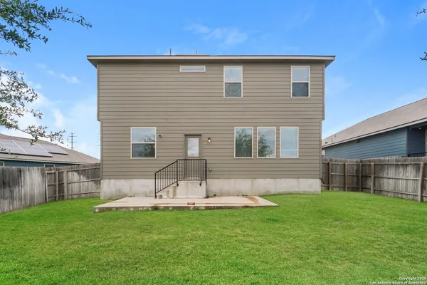 $1,800 | 251 Antler Bend, San Antonio, TX 78253