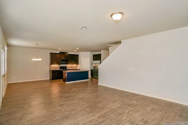 $1,800 | 251 Antler Bend, San Antonio, TX 78253