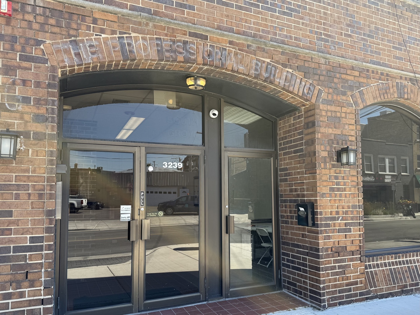 3239 Grove Avenue Berwyn, IL 60402 - Photo 2 of 16 a view of gallery with door