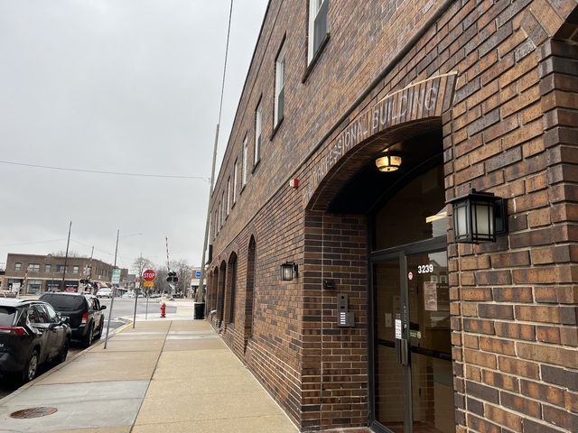 3239 Grove Avenue Berwyn, IL 60402 - Photo 4 of 16 a view of street from balcony