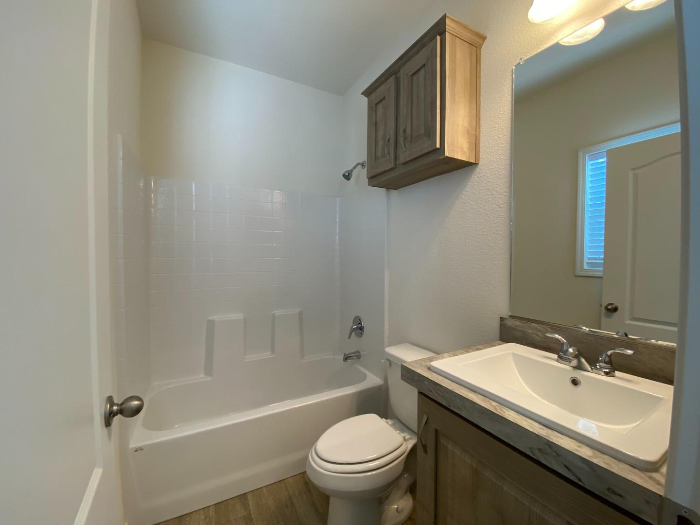 5812 Cedars Road, Unit 34 Redding, CA 96001 - Photo 7 of 13
