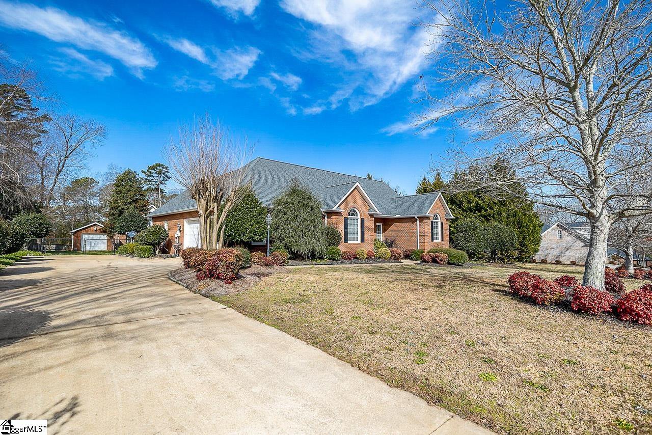 113 Engram Lane Anderson, SC 29621 - Photo 5 of 36