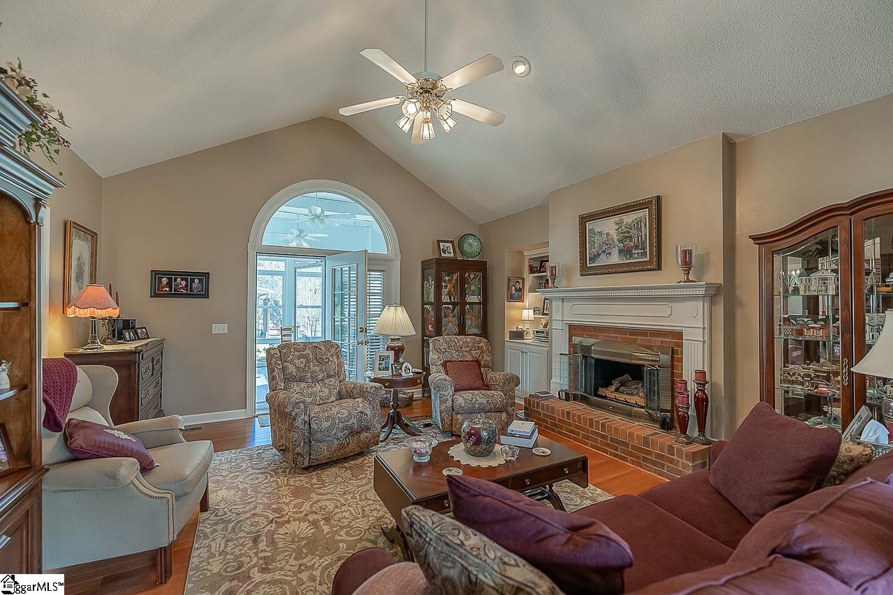 113 Engram Lane Anderson, SC 29621 - Photo 9 of 36