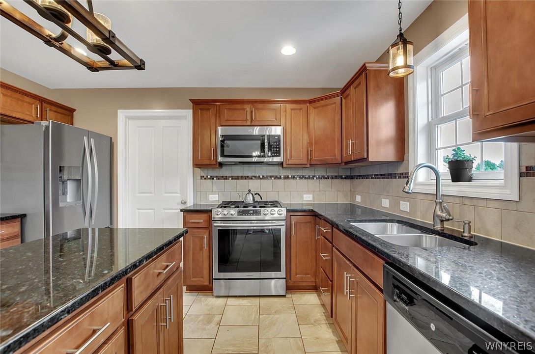 5381 Thompson Road Clarence, NY 14031 - Photo 14 of 50