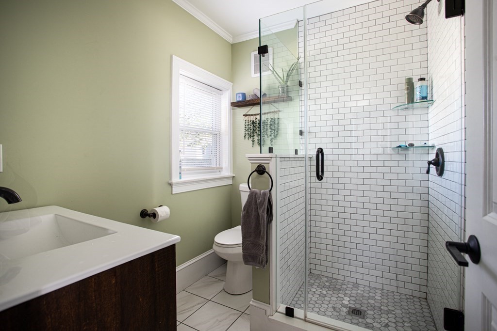 170 Foster Street Fall River, MA 02721 - Photo 19 of 34 Gallery Image 19