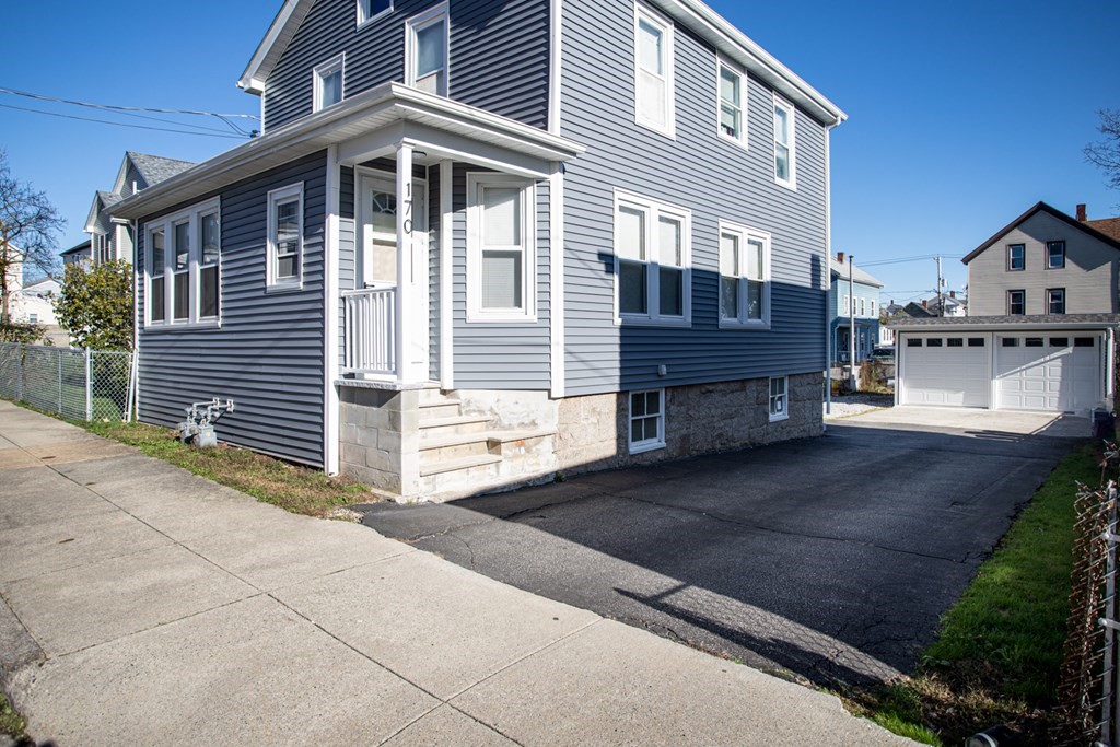 170 Foster Street Fall River, MA 02721 - Photo 2 of 34 Gallery Image 2