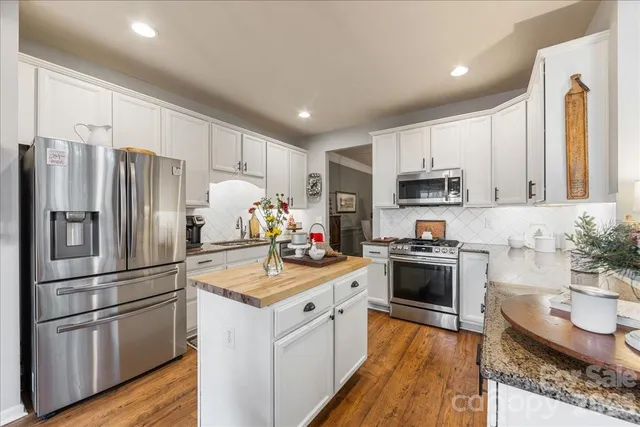 $475,000 | 718 Deerbrook Lane, Tega Cay, SC 29708