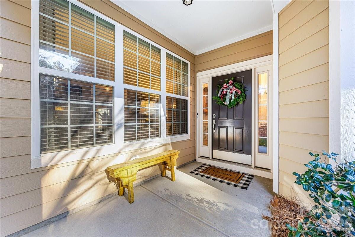 718 Deerbrook Lane Tega Cay, SC 29708 - Photo 3 of 45