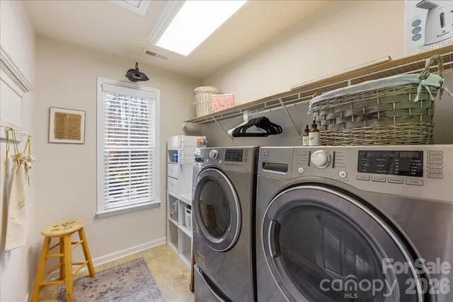 $475,000 | 718 Deerbrook Lane, Tega Cay, SC 29708