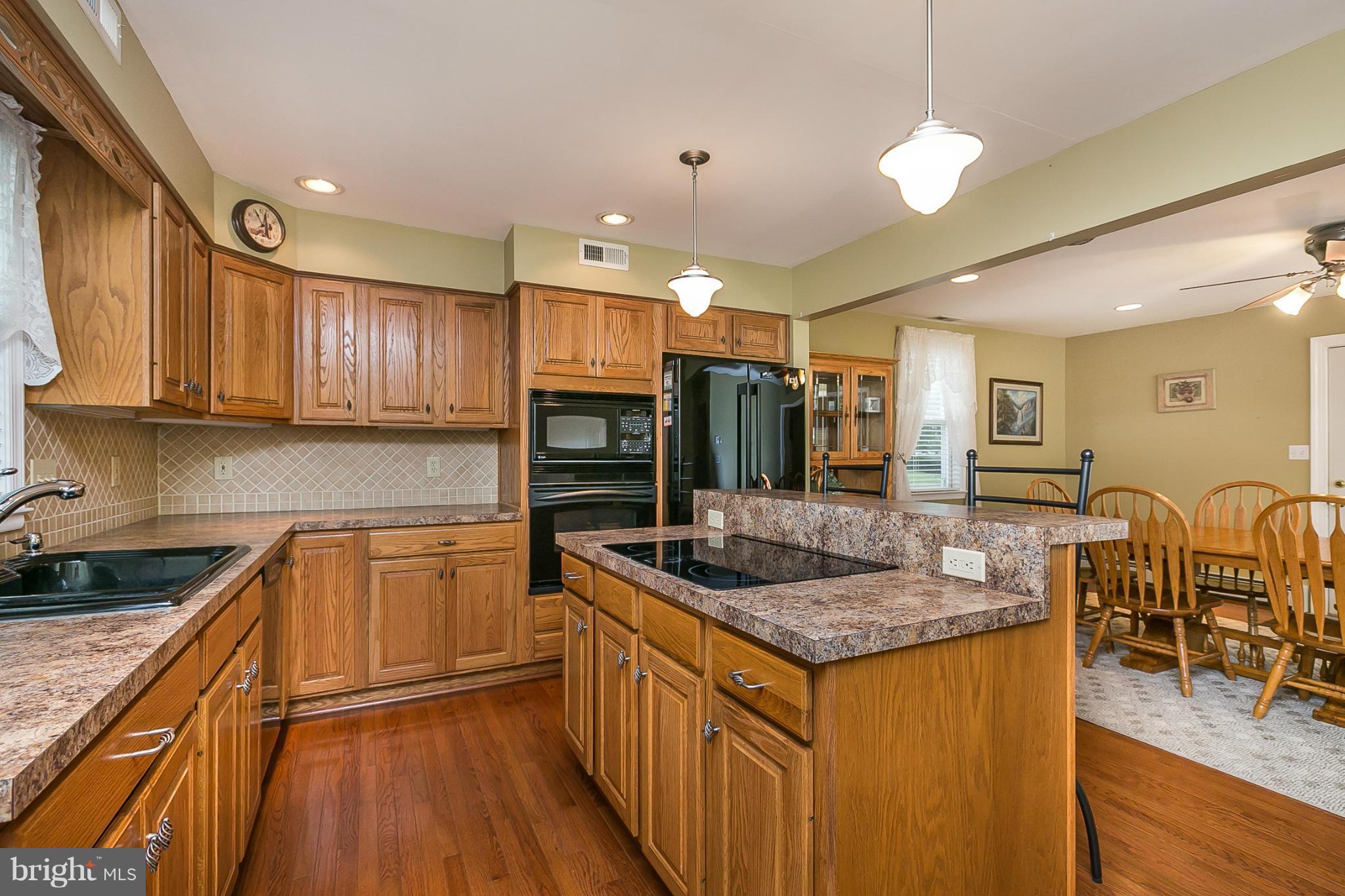 1614 Middleborough Road Baltimore, MD 21221 - Photo 5 of 26 Kitchen