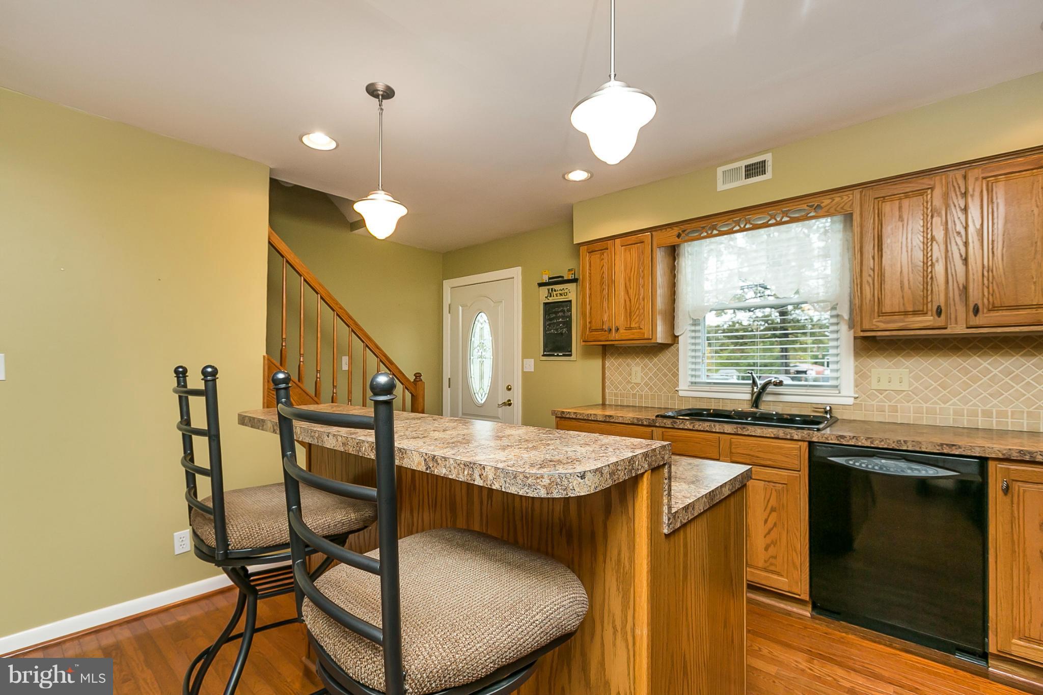 1614 Middleborough Road Baltimore, MD 21221 - Photo 6 of 26 Kitchen