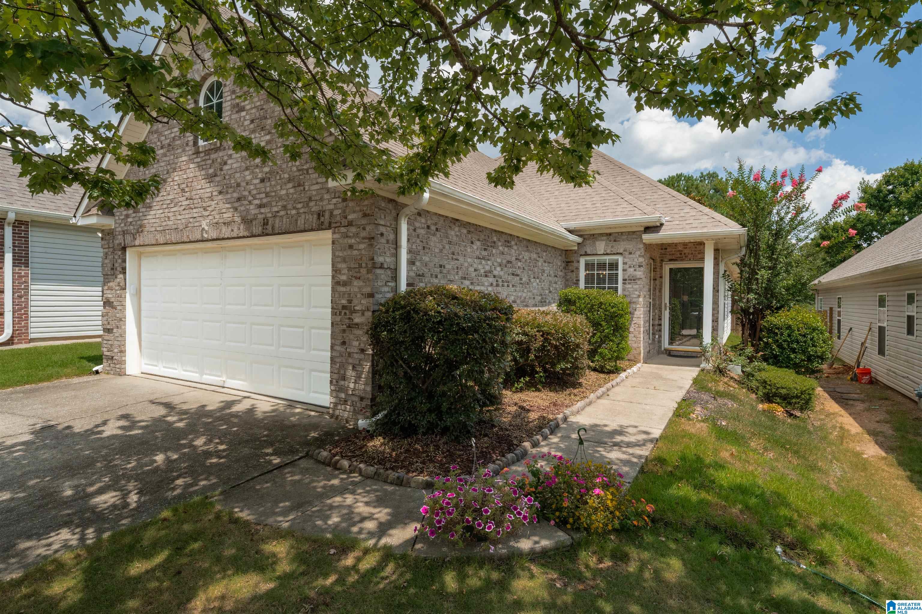 249 High Ridge Drive Pelham, AL 35124 - Photo 1 of 21