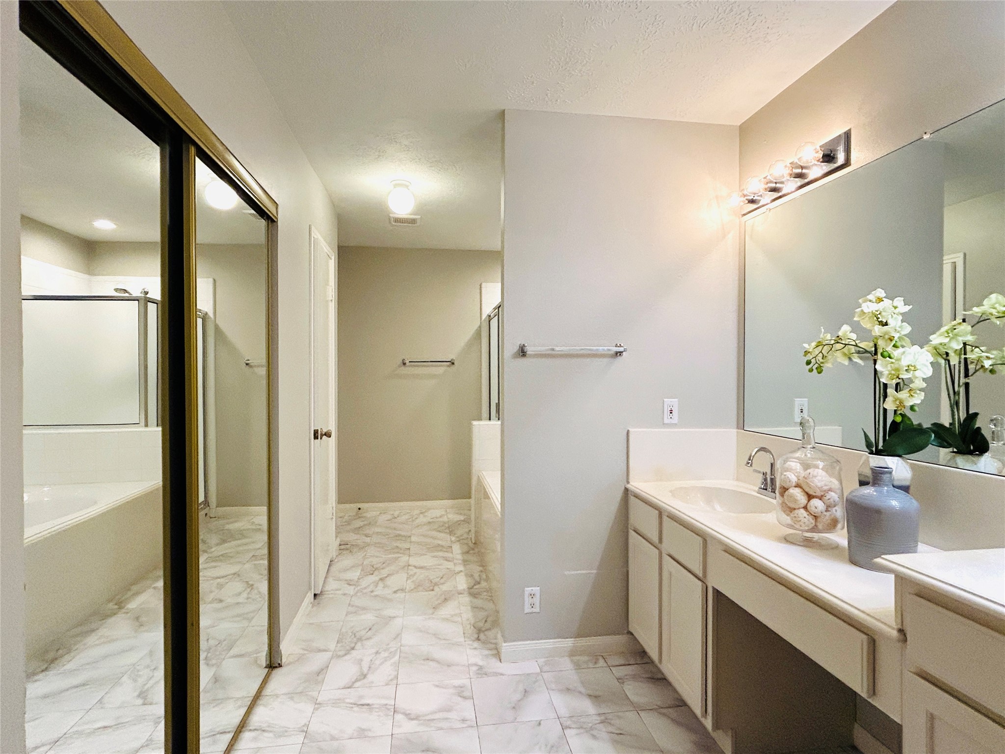 1404 Helmsley Drive Rosenberg, TX 77471 - Photo 16 of 25