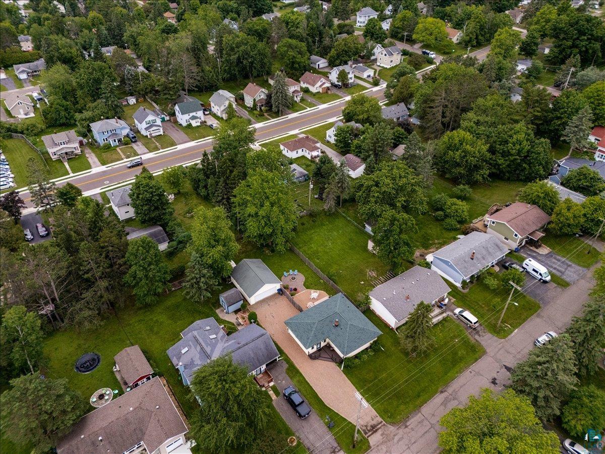 130 West Austin Street Duluth, MN 55803 - Photo 33 of 35 Residential neighborhood featuring mature trees and a paved street