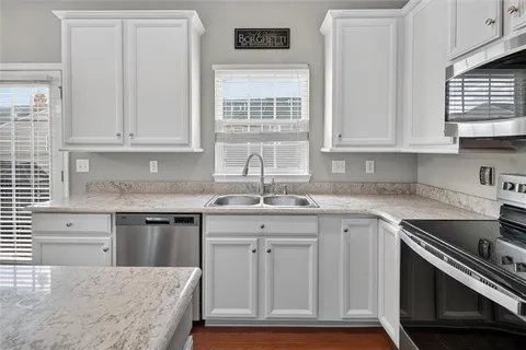 $349,900 | 1023 Grey Fox Circle, Bridgeville, PA 15017