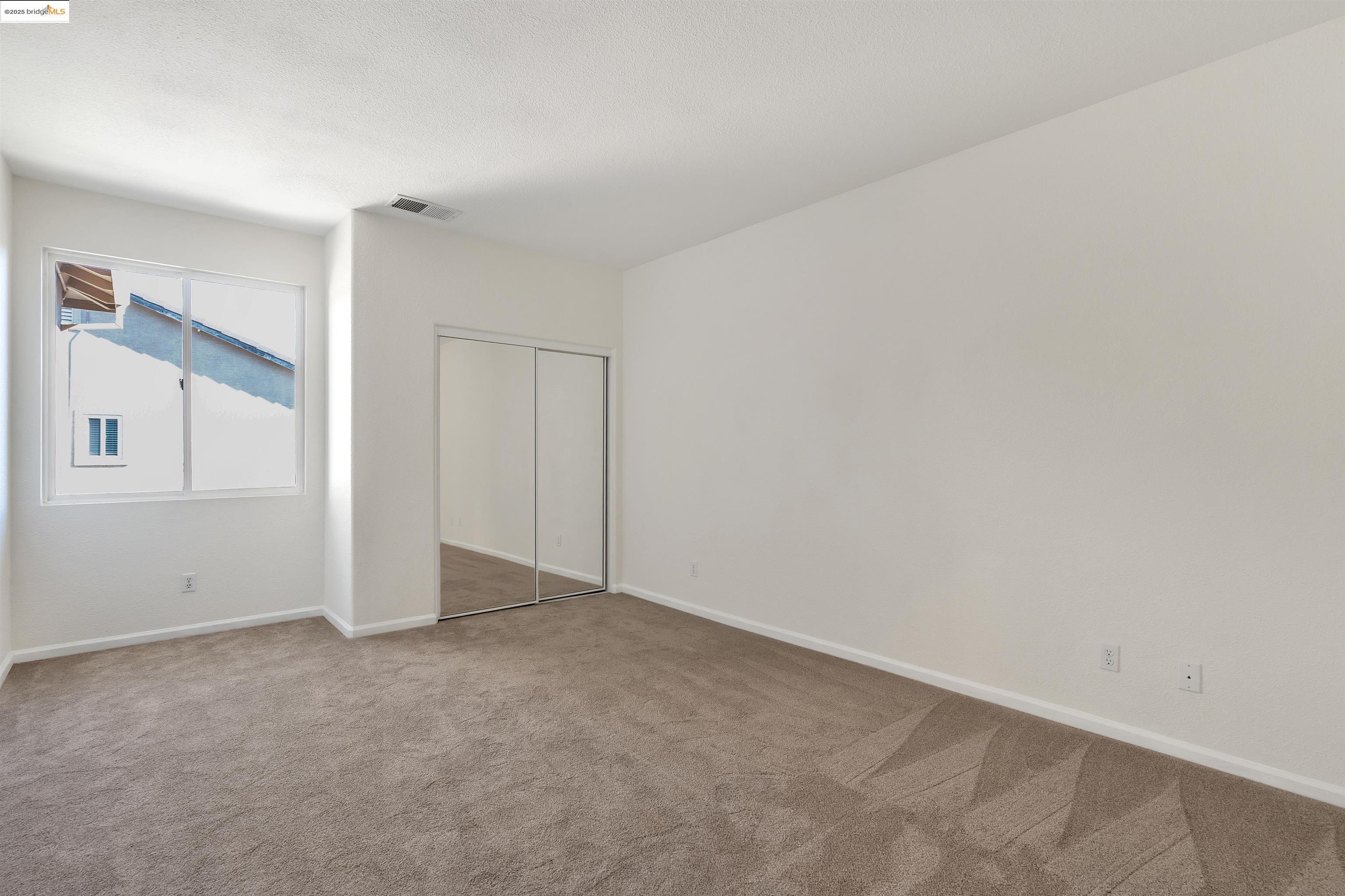 166 Rangewood Drive Pittsburg, CA 94565 - Photo 28 of 42 a view of an empty room