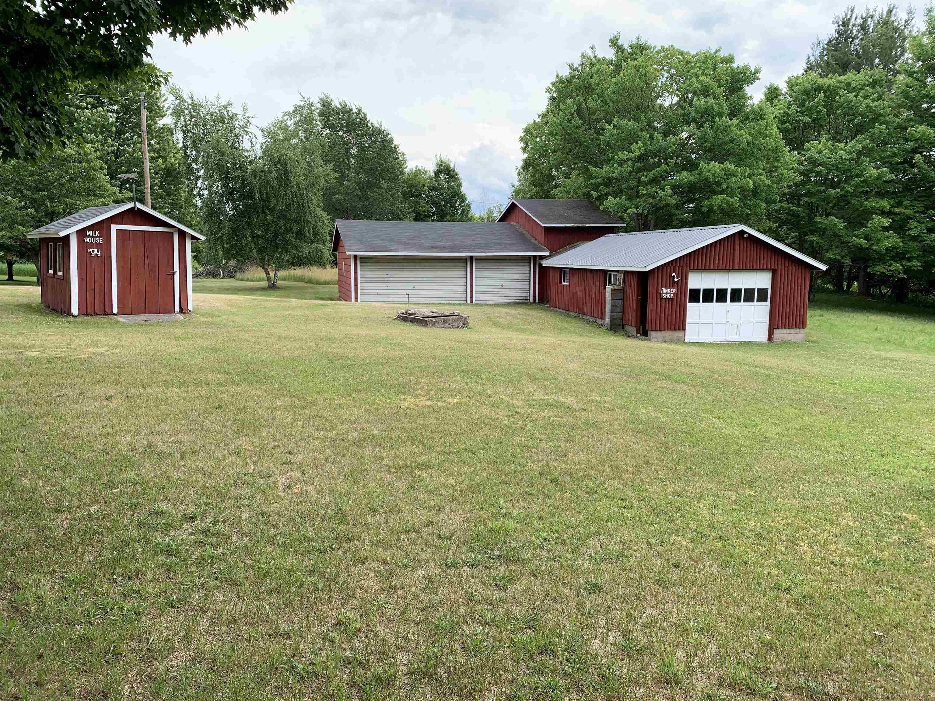 229 Eckhardt Road Bellaire, MI 49615 - Photo 43 of 87 1902963-42.JPG