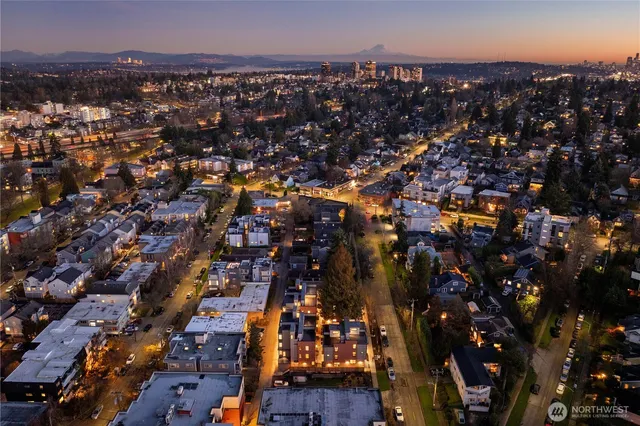 $1,038,000 | 6546 A Latona Avenue Northeast, Seattle, WA 98115