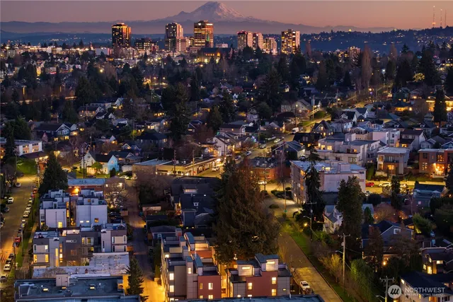 $1,038,000 | 6546 A Latona Avenue Northeast, Seattle, WA 98115