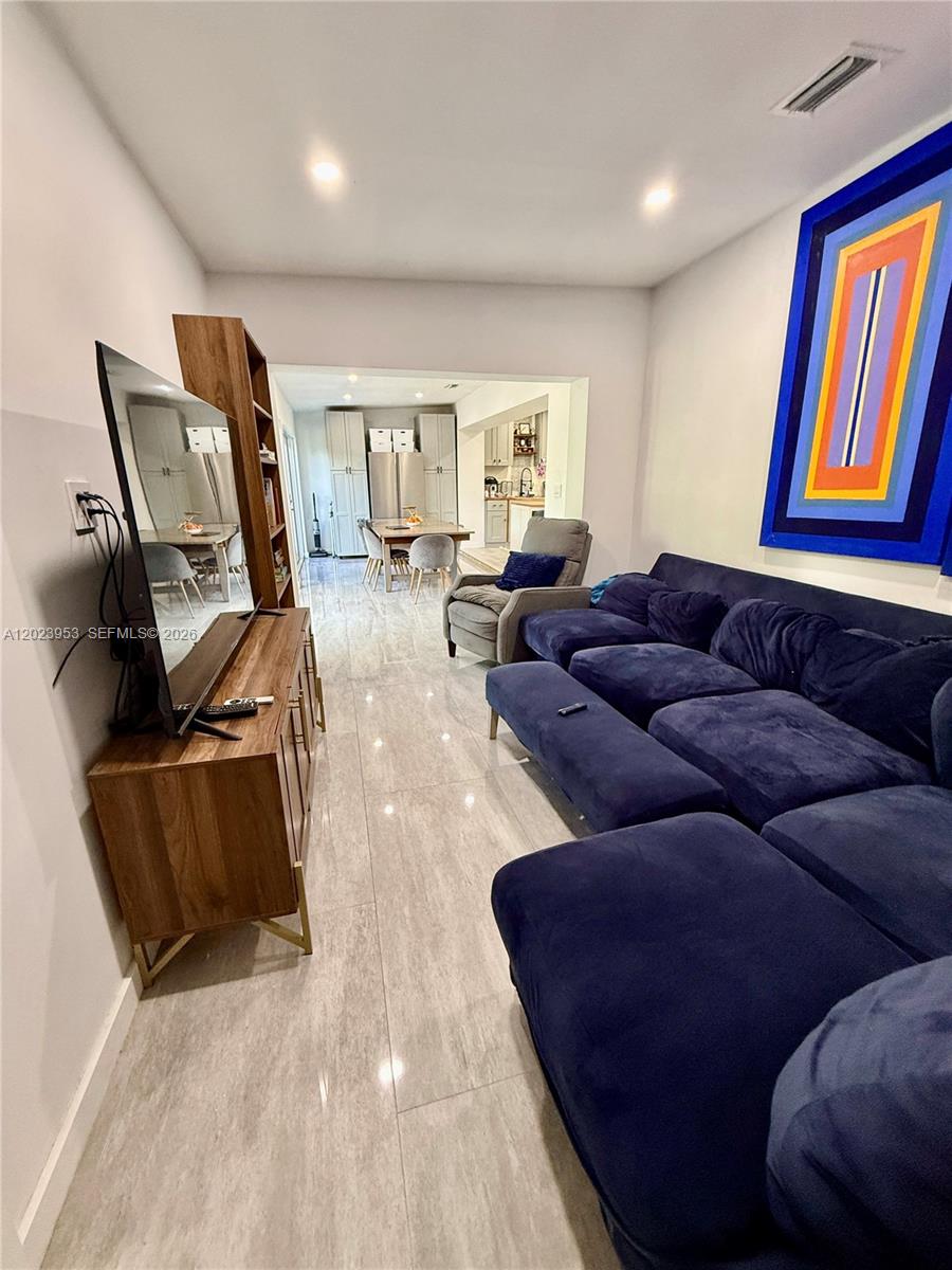 3280 Southwest 16th Terrace Miami, FL 33145 - Photo 12 of 31