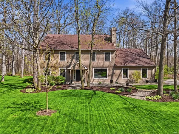 $479,900 | 10816 Country Wood Trail, Fort Wayne, IN 46845