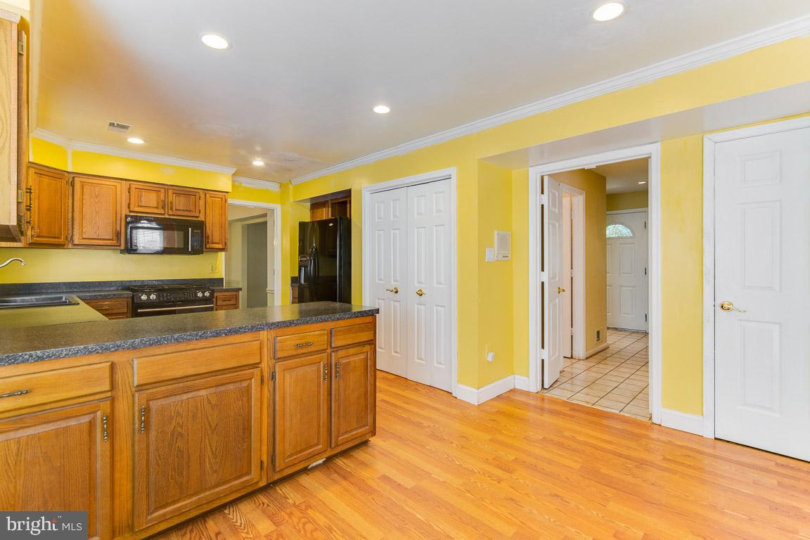 7819 Huntsman Boulevard Springfield, VA 22153 - Photo 12 of 40 Gallery Image 12