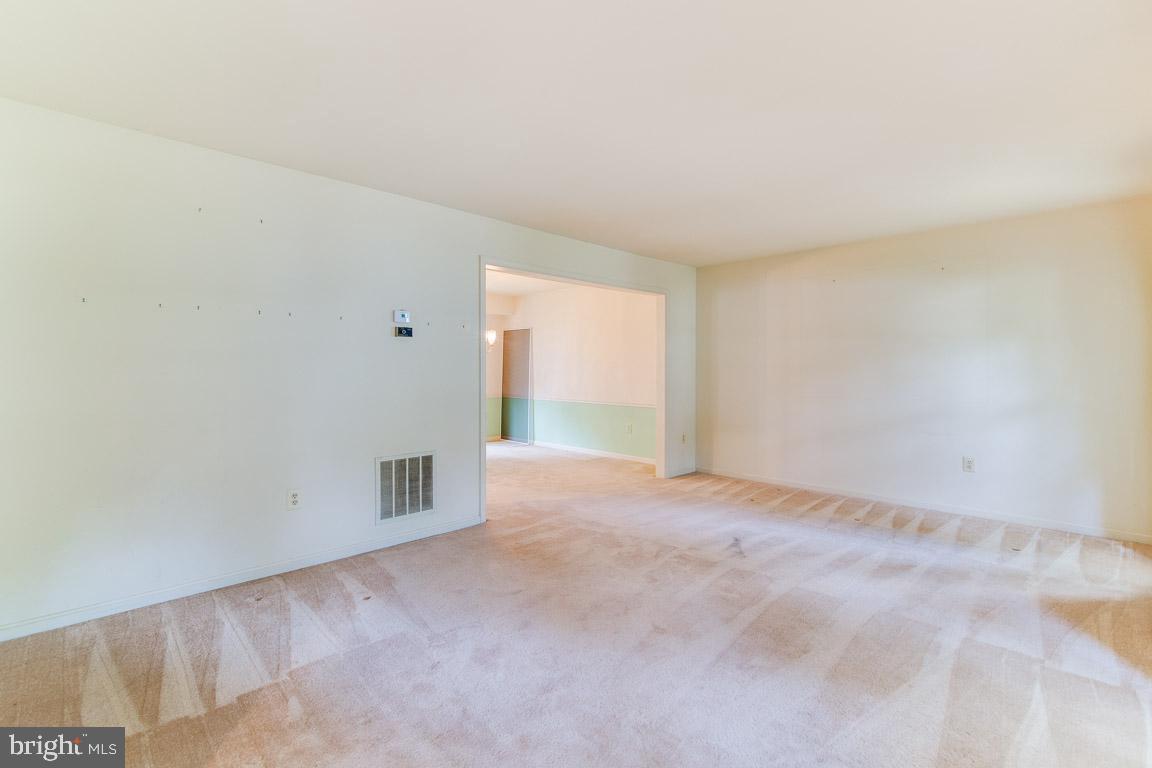 7819 Huntsman Boulevard Springfield, VA 22153 - Photo 4 of 40 Gallery Image 4