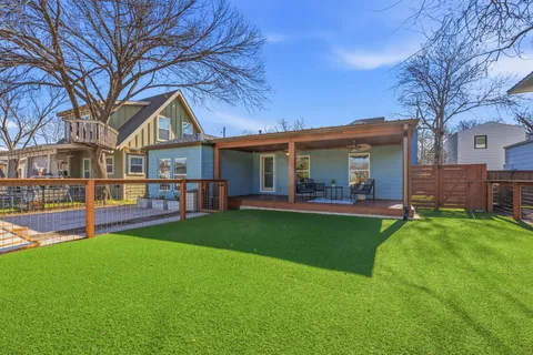 $900,000 | 5509 Avenue F, Austin, TX 78751