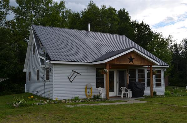 130 Chapel Hill Road Errol, NH 03579 - Photo 1 of 25 Gallery Image 1