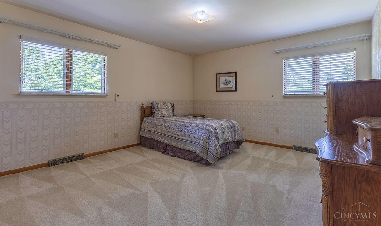6404 Thompson Road Cincinnati, OH 45247 - Photo 23 of 41 Gallery Image 23