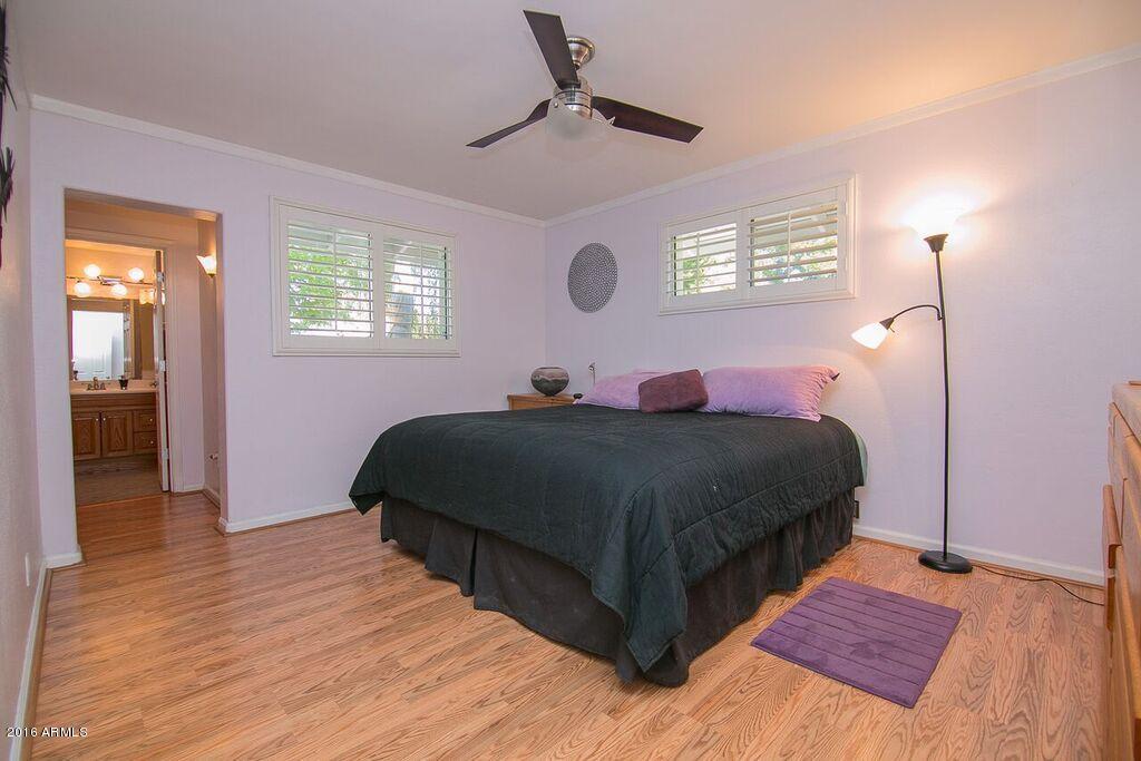 1308 West Lawrence Road Phoenix, AZ 85013 - Photo 16 of 42 Master bedroom